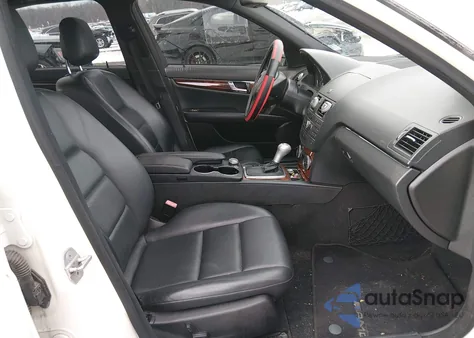 2011 Mercedes-Benz C 300 Sport 4Matic from USA, damaged, VIN WDDGF8BB2BR168351